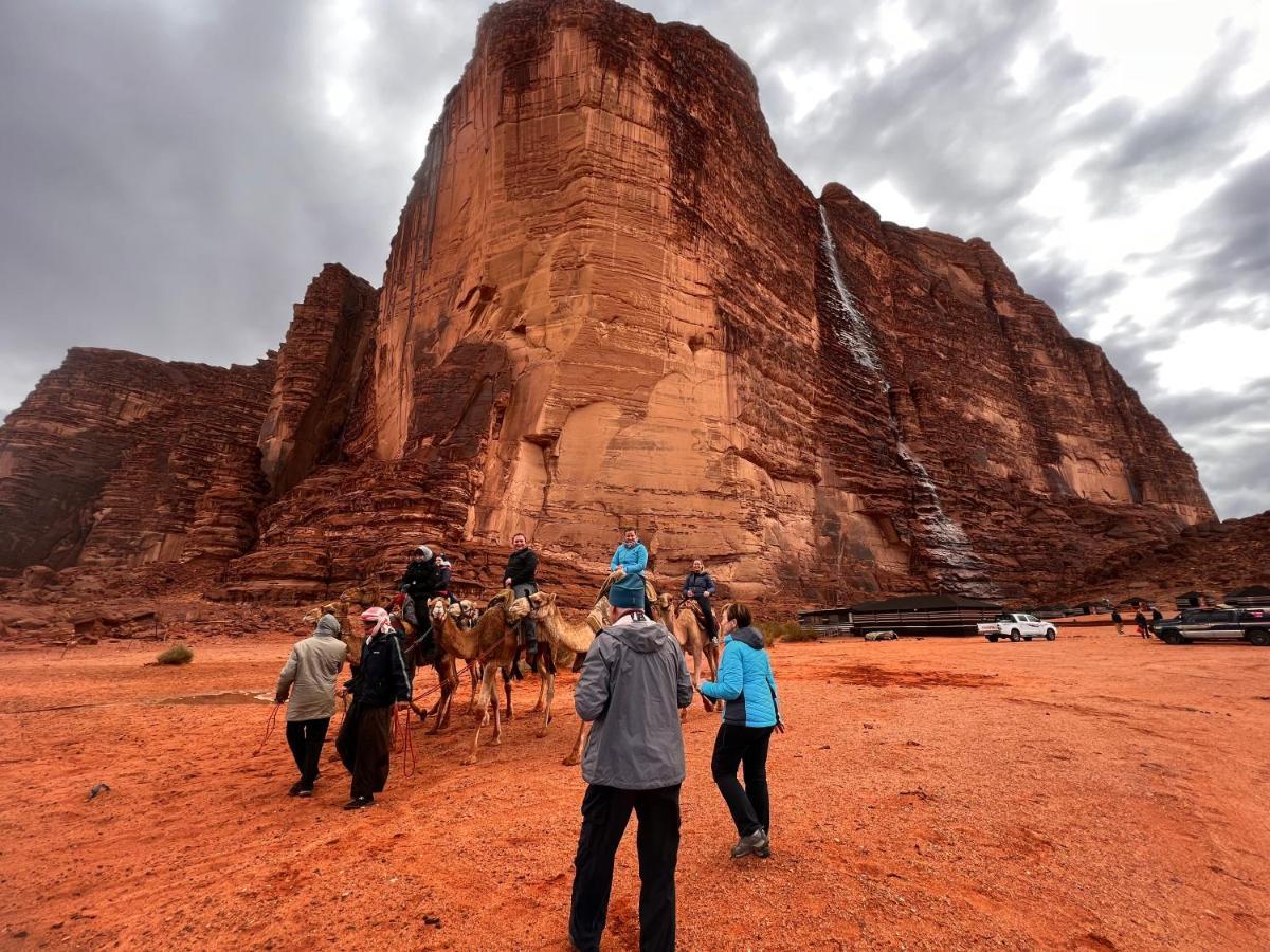 Wadi Rum Quiet Village Camp Экстерьер фото