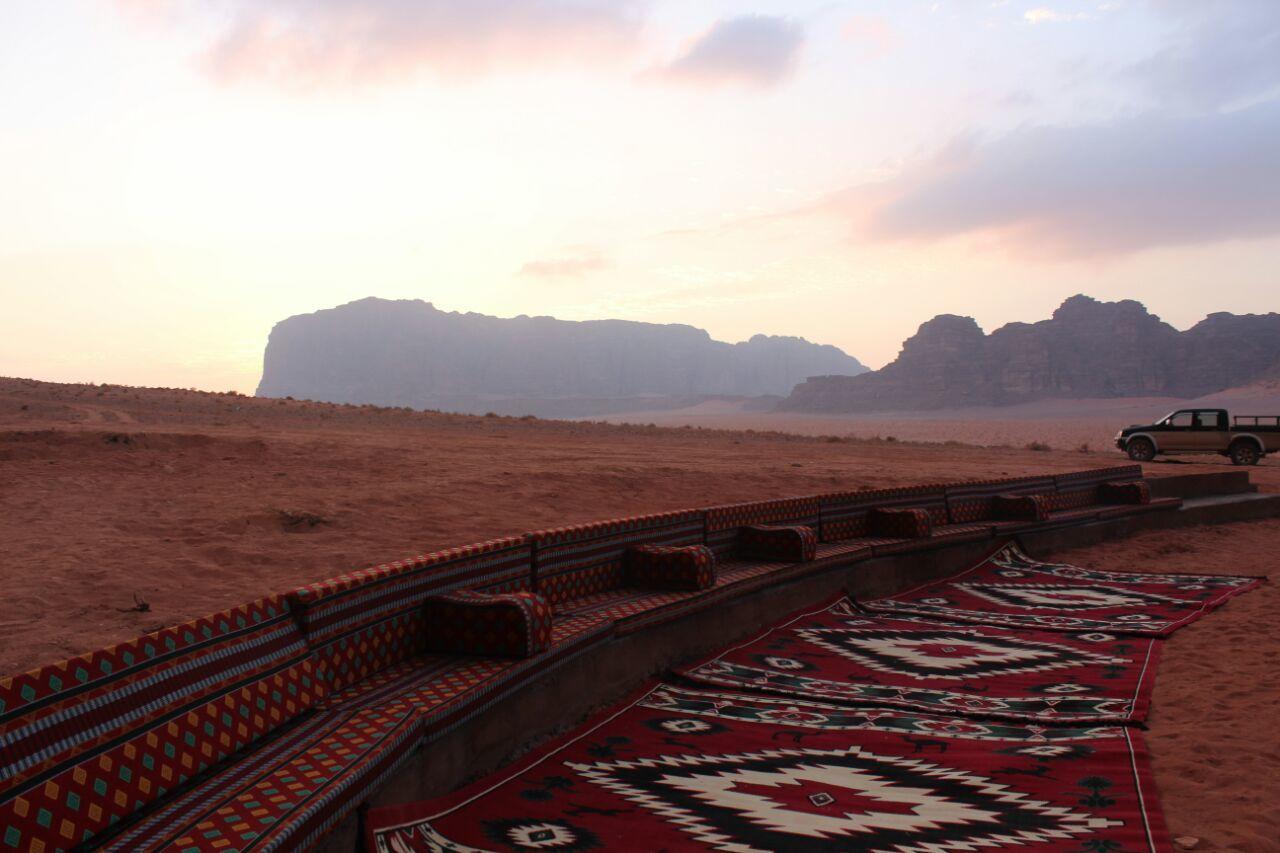 Wadi Rum Quiet Village Camp Экстерьер фото