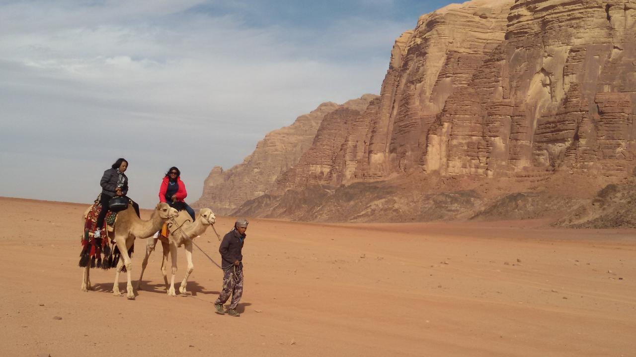 Wadi Rum Quiet Village Camp Экстерьер фото