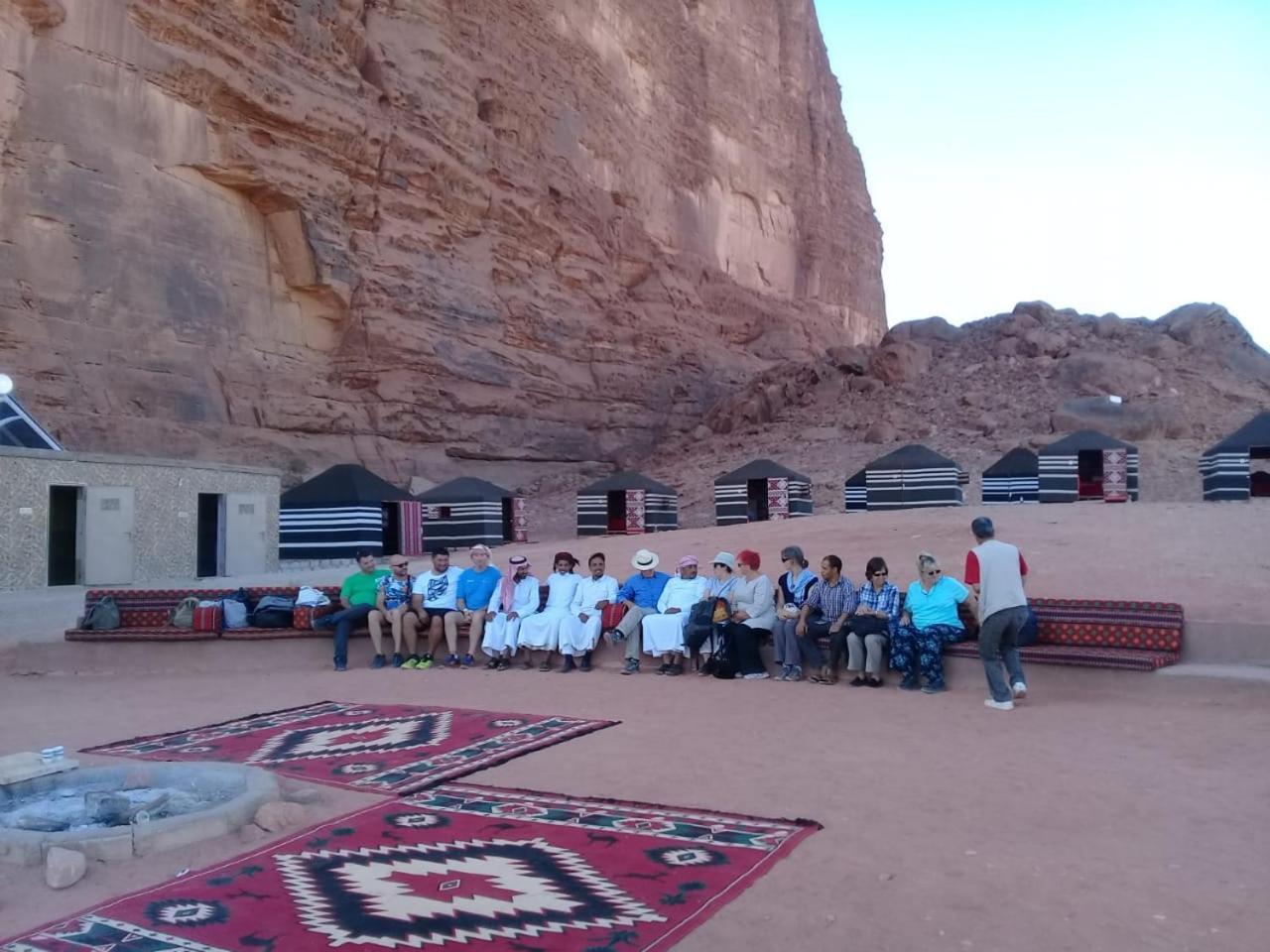 Wadi Rum Quiet Village Camp Экстерьер фото