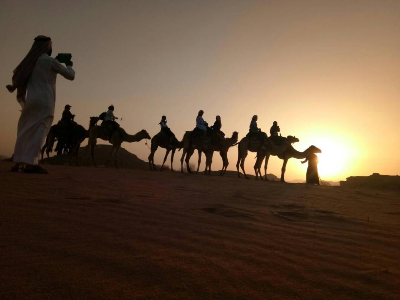 Wadi Rum Quiet Village Camp Экстерьер фото